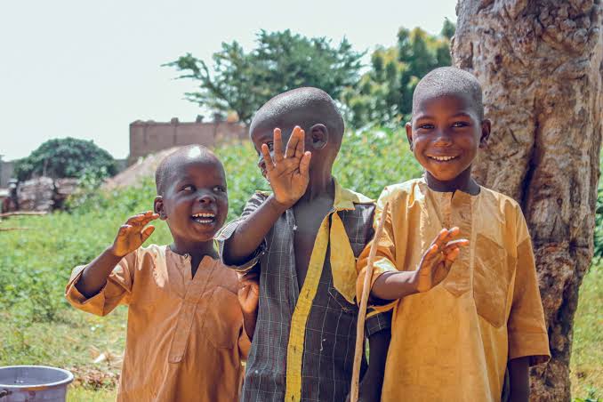 Children from the Little Hearts community